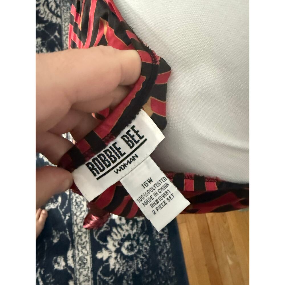 Robbie Bee Red Geometric Shape Polyester Long Skirt - Picture 5 of 5
